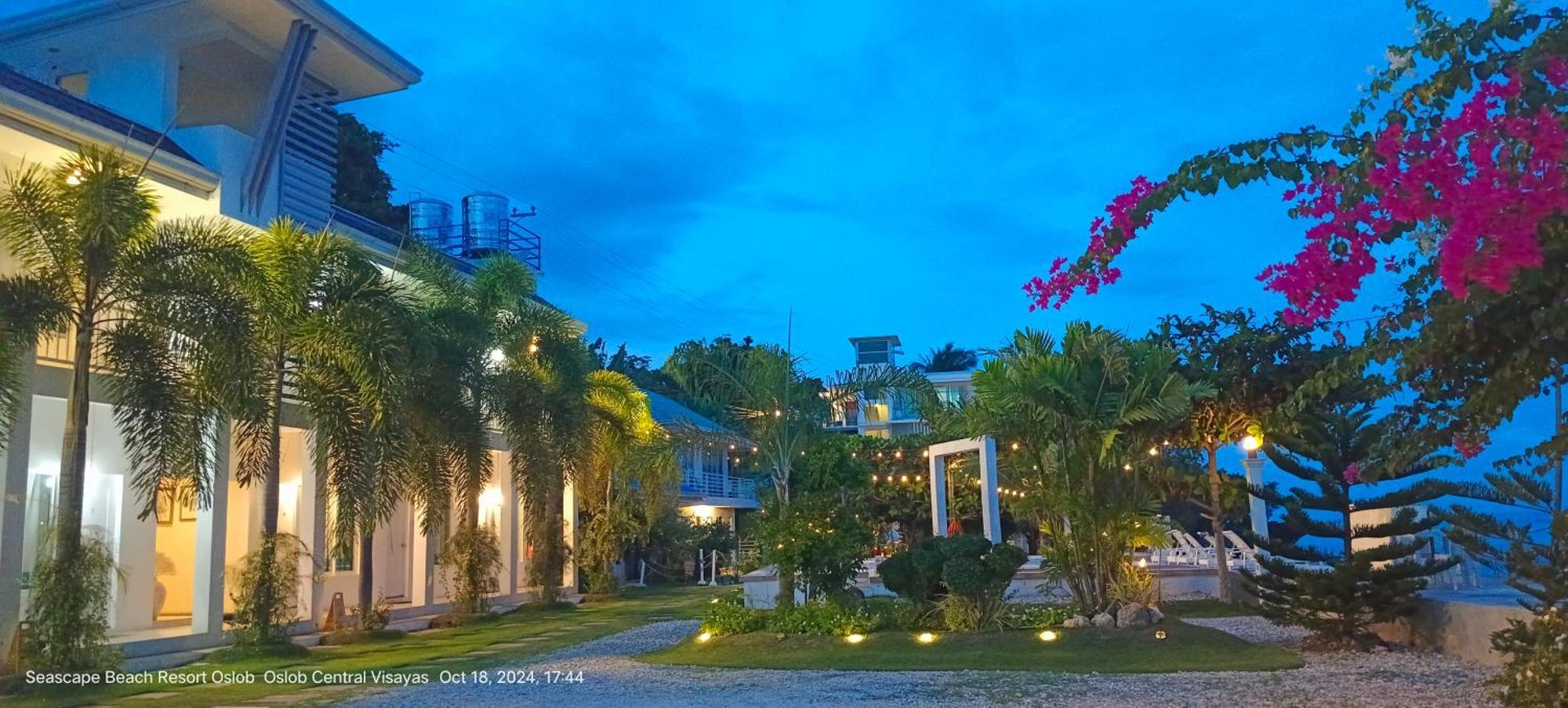 Seascape Beach Resort Ослоб Екстер'єр фото