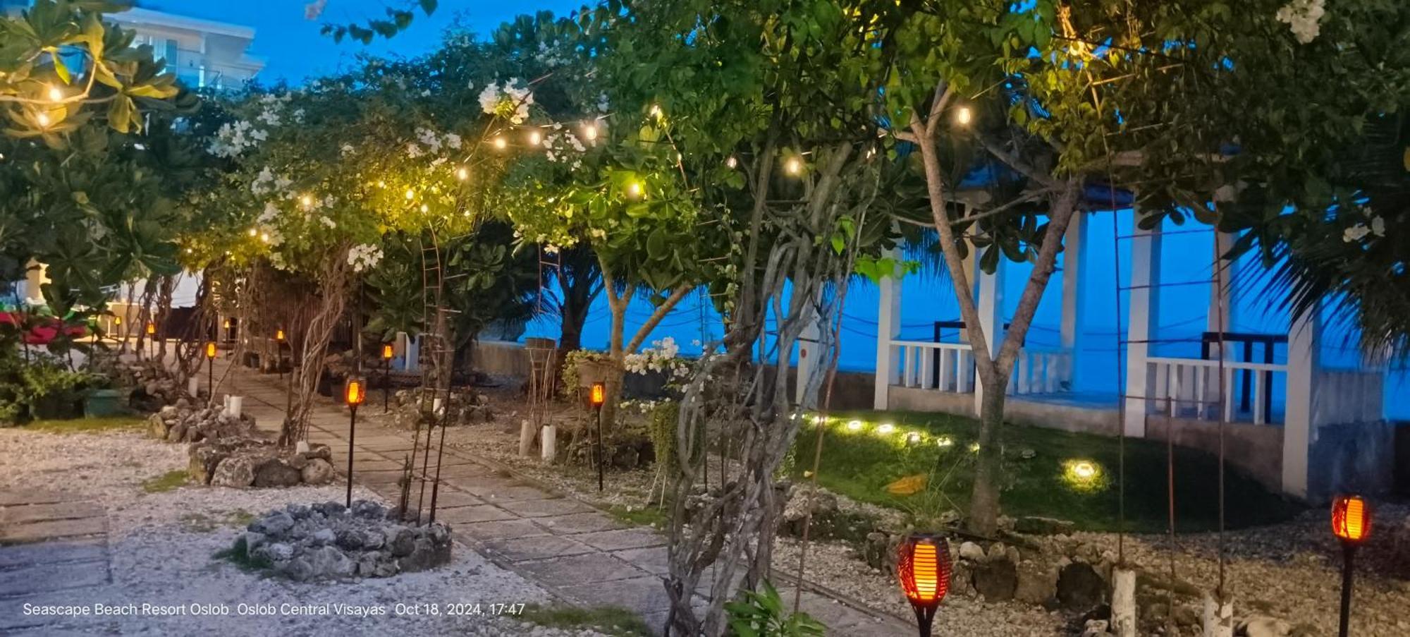 Seascape Beach Resort Ослоб Екстер'єр фото